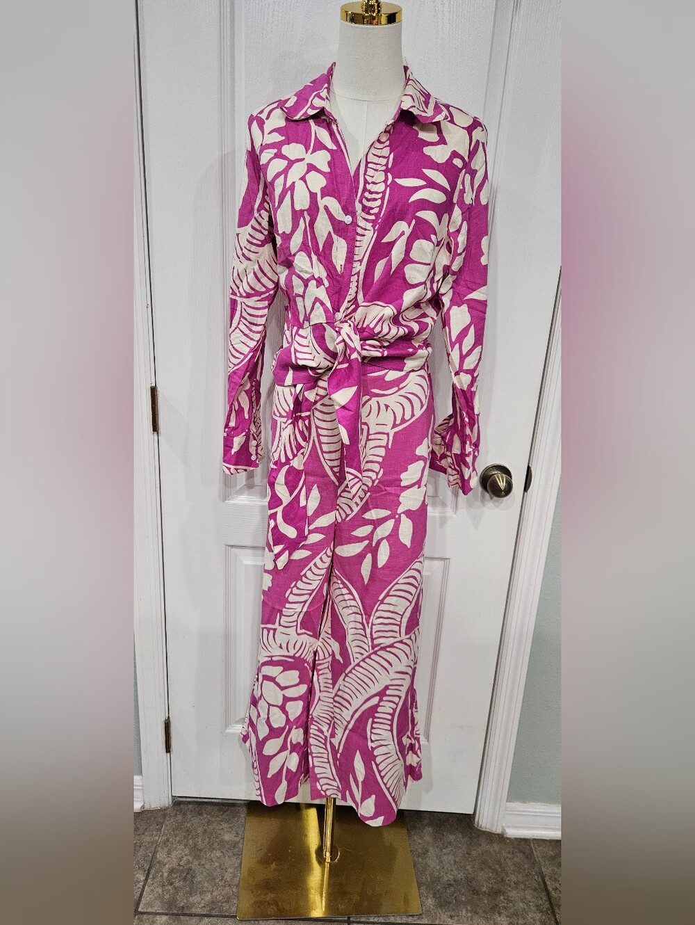 Christian Siriano Pink and Cream Tropical Print Pants Set